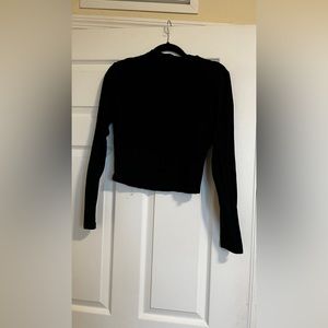 Basic black long sleeve shirt size L